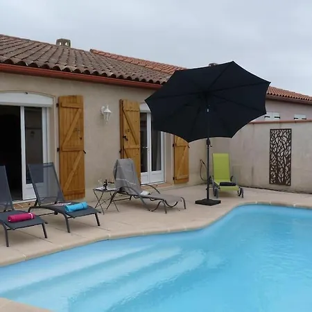 Une Pause Dans Le Sud. 98 M2.plain Pied. Piscine . Villemolaque
